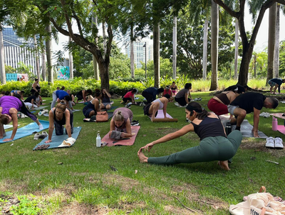 Hideout in the Museum: Yoga in the Garden.